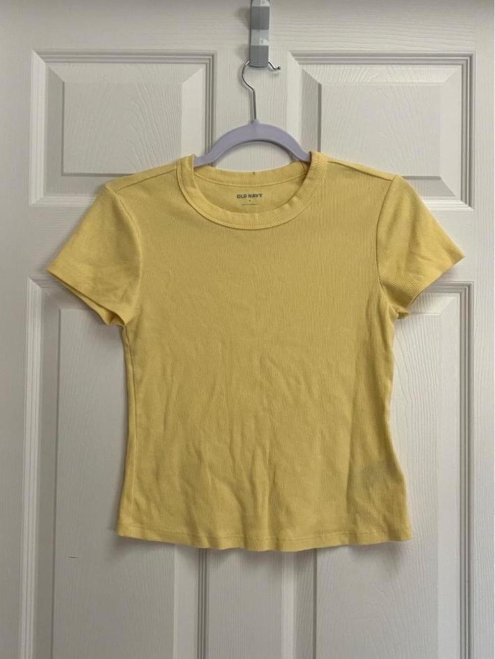 Old Navy yellow ribbed perfect length tee